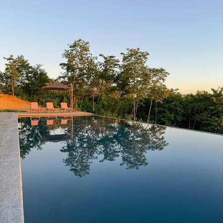 New With Infinity Pool Near Acqui Terme * Castel Rocchero