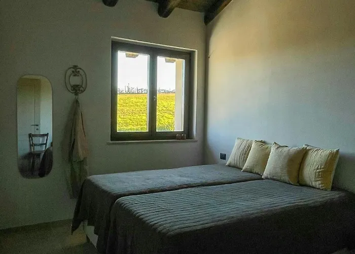 New With Infinity Pool Near Acqui Terme Holiday home Castel Rocchero