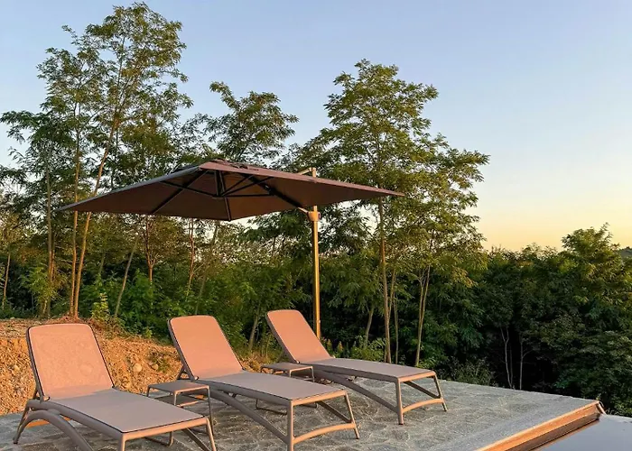 펜션 New With Infinity Pool Near Acqui Terme *